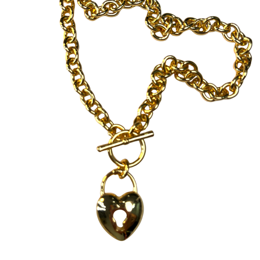 Chunky Heart Lock Toggle Chain Necklace in 18K Gold