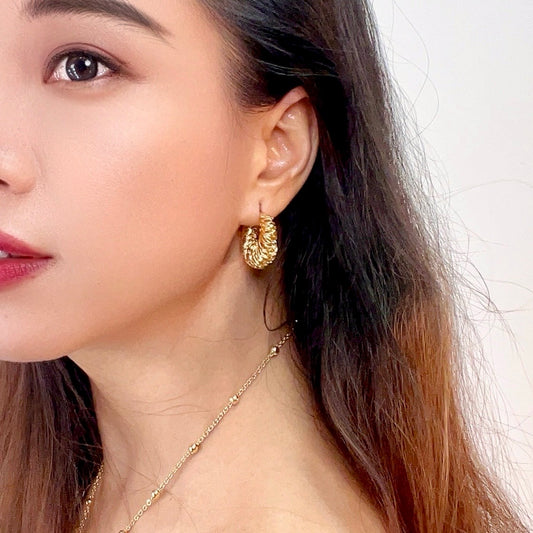 Gold Croissant Weave Hoop Earrings – 18K Gold Plated