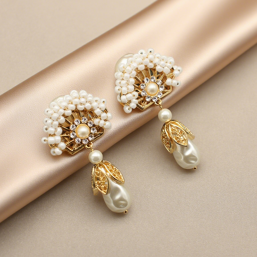 Rococo Pearl Fan Earrings – Hand-Beaded with Baroque Drop