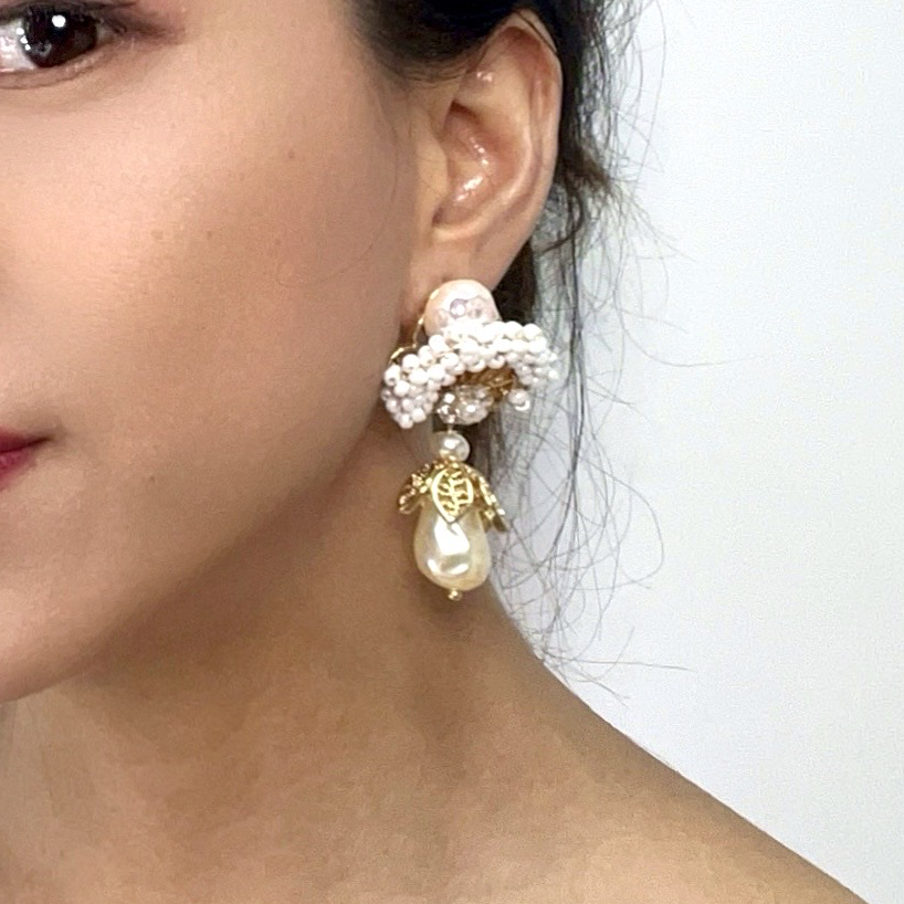 Rococo Pearl Fan Earrings – Hand-Beaded with Baroque Drop