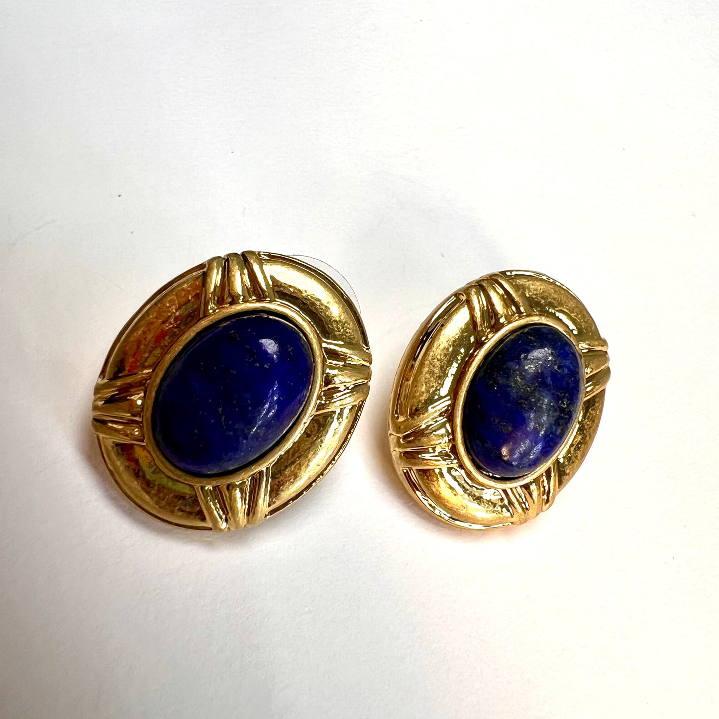 Vintage Shield Oval Stud Earrings – Limited Edition
