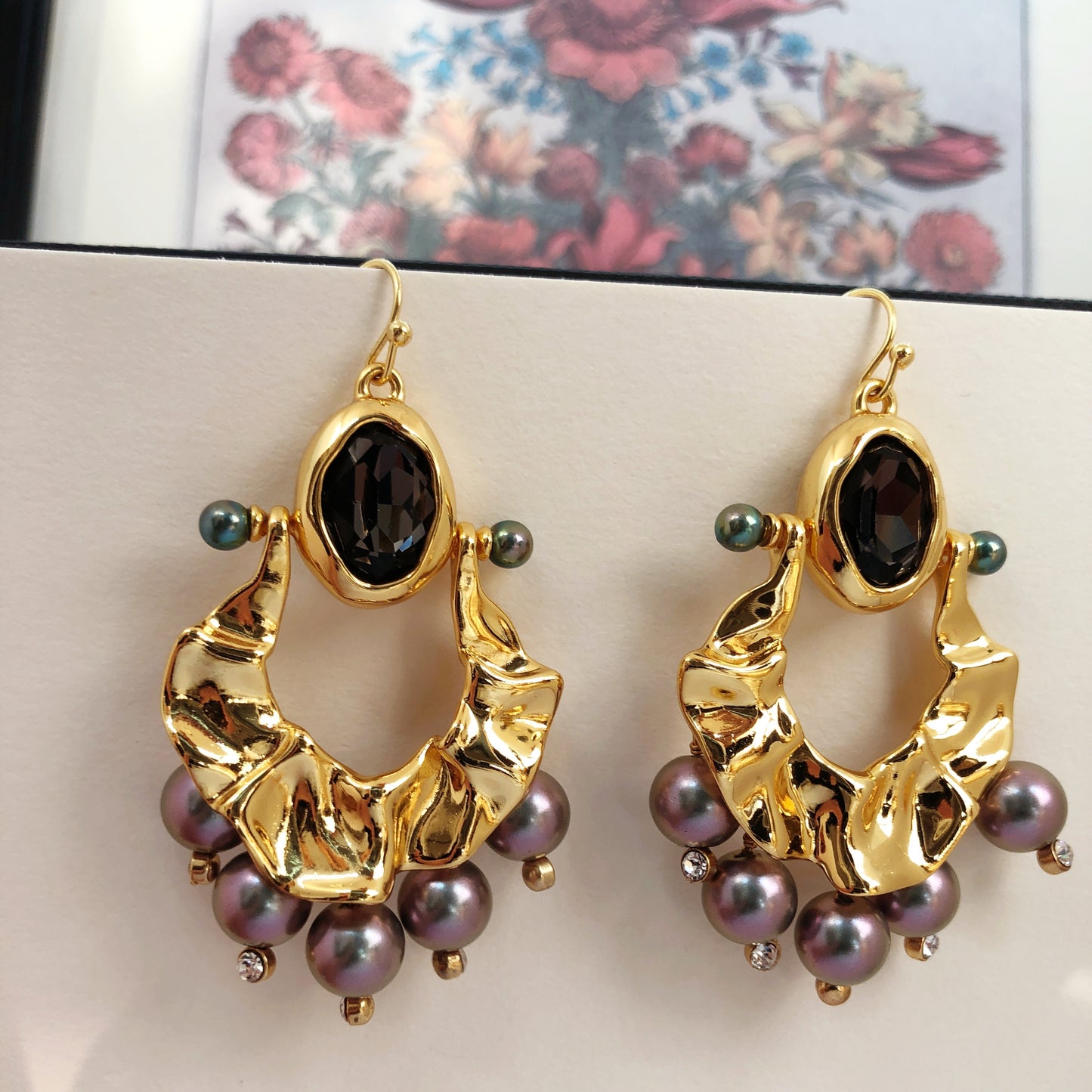 Baroque Revival Pearl Drop Earrings – Gold-Plated with Twisted Draped Detail